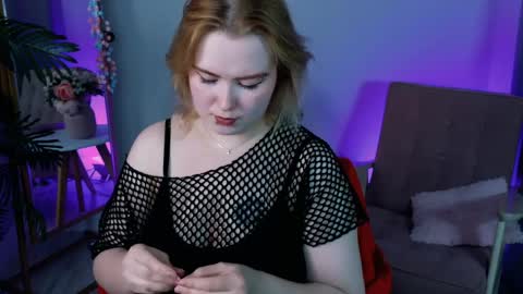 Fiona online show from 04-09-26, 10:59