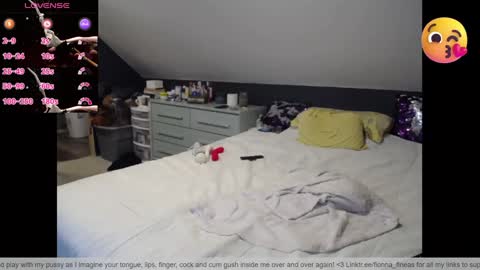 Snapshot of fionna_fineas chatting on 03-27-26, 02:06 Fionna online show from 03-27-26, 02:06