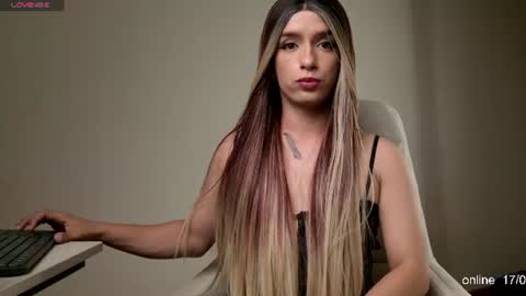 FIORELLA  online show from 07-18-26, 03:22
