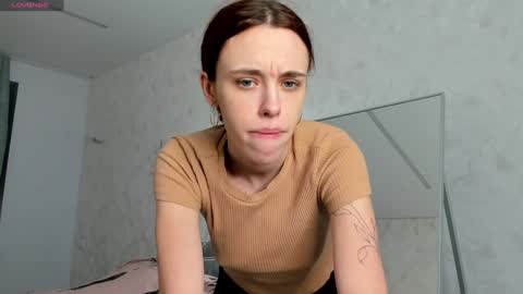 fire___fox1 online show from 01-04-25, 02:46