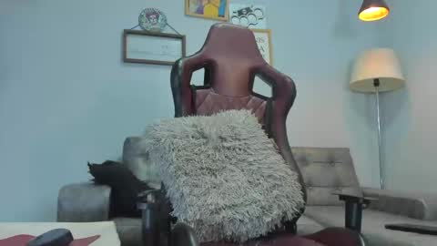 fire_boy69 online show from 12-04-25, 01:53