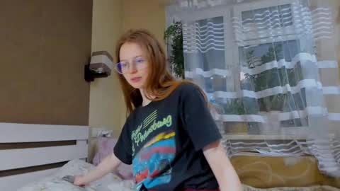 fire_luna online show from 01-09-25, 11:47