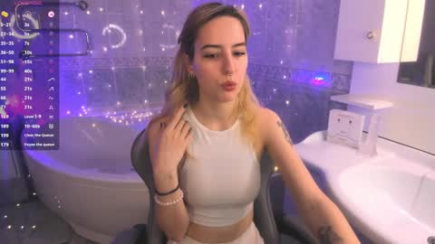 Snapshot of fire_moth chatting on 02-19-25, 03:50 Bellatrix online show from 02-19-25, 03:50