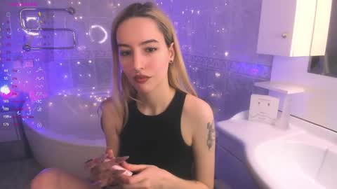 Snapshot of fire_moth chatting on 03-02-25, 03:56 Bellatrix online show from 03-02-25, 03:56