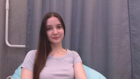 fireflies_fly_ online show from 01-26-25, 04:41