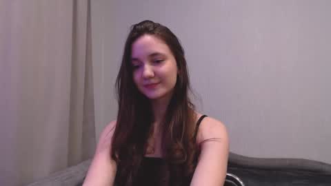 fireflies_fly_ online show from 03-10-25, 07:40