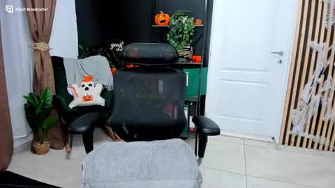 Kallisy online show from 10-29-25, 10:33