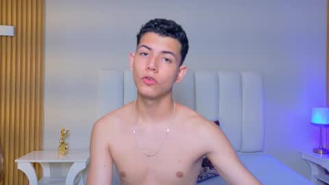 Nicolas online show from 02-04-26, 03:34