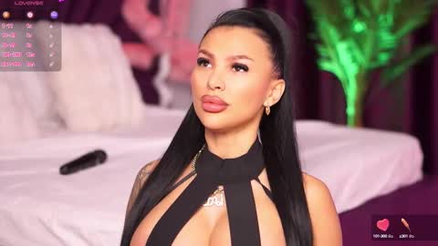 Snapshot of firesbomb777 chatting on 03-11-25, 04:54 Fires Bomb 777 online show from 03-11-25, 04:54