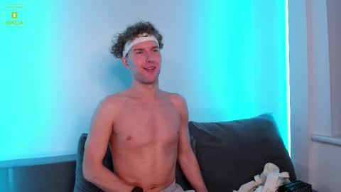 Snapshot of firevein chatting on 09-14-25, 10:14 Sexy Tony online show from 09-14-25, 10:14