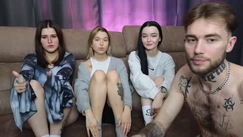 Snapshot of first_day_ chatting on 12-03-24, 01:54 ALICESTEVEVECTOR pvt open  online show from 12-03-24, 01:54