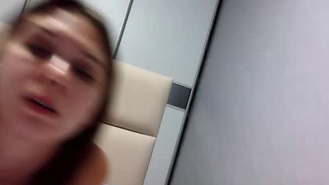 Sara online show from 11-30-25, 07:07