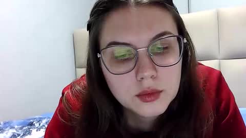 Sara online show from 04-19-26, 07:05