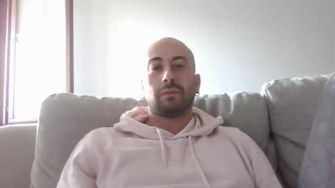 Snapshot of fisarmonico chatting on 10-05-25, 02:04 fisarmonico online show from 10-05-25, 02:04