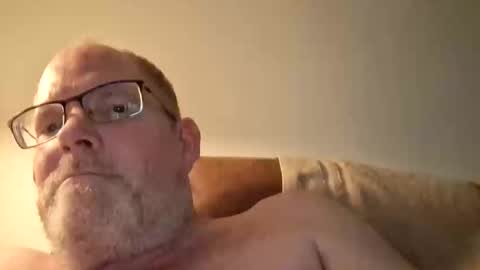 Snapshot of fishingaroundforanything chatting on 01-09-25, 09:48 Hercomeonmyface online show from 01-09-25, 09:48