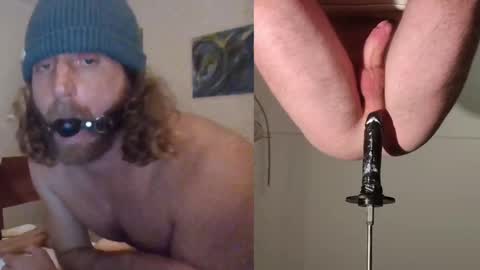 Snapshot of fistingasm chatting on 01-31-25, 10:31 Kinky for pervert Daddies online show from 01-31-25, 10:31
