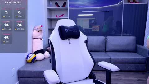 Bianca online show from 10-07-25, 04:37