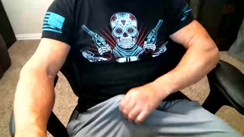 fitguy40 online show from 02-11-26, 08:47