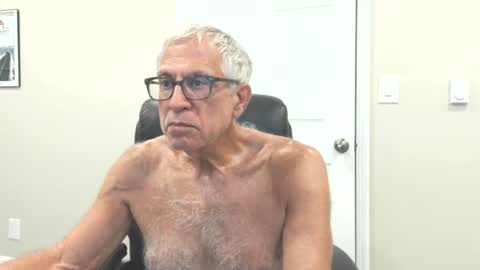 Snapshot of fitman999 chatting on 07-02-26, 05:52 Jon online show from 07-02-26, 05:52