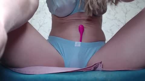 xFitnessGirl online show from 09-09-25, 02:00