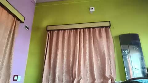 Snapshot of fizz_04_fun chatting on 06-17-26, 04:15 Ur BoyToy online show from 06-17-26, 04:15
