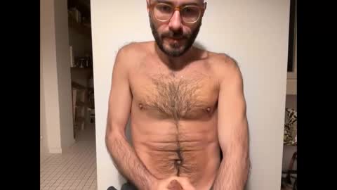 Snapshot of fla85 chatting on 01-28-25, 12:05 Fla is short for Flavio online show from 01-28-25, 12:05