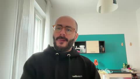 Snapshot of fla85 chatting on 02-17-25, 12:27 Fla is short for Flavio online show from 02-17-25, 12:27