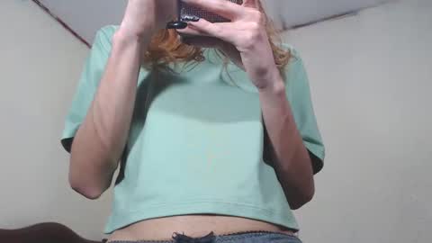 Snapshot of flacats23cm chatting on 01-15-25, 06:51 flats23cm online show from 01-15-25, 06:51