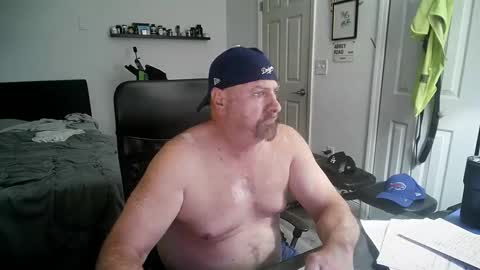 Snapshot of flaguy3233 chatting on 09-20-25, 06:58 Florida guy online show from 09-20-25, 06:58