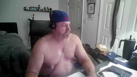 Florida guy online show from 01-10-26, 06:04