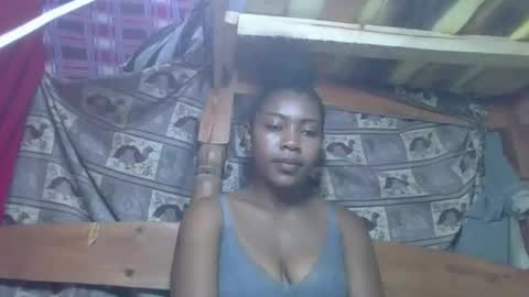 Flangie online show from 04-19-26, 04:28