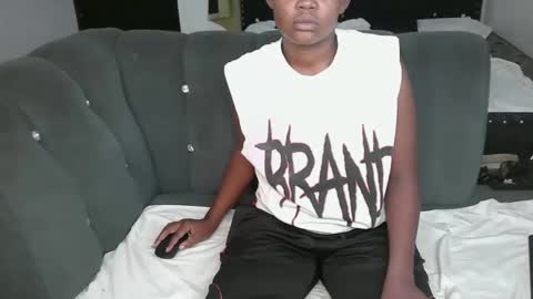 flaquo1 online show from 11-25-25, 09:53