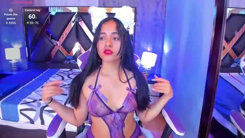 Snapshot of fleur_coquette chatting on 09-10-25, 11:43 Fleur online show from 09-10-25, 11:43