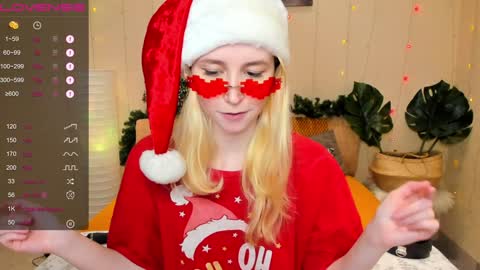 FlexiMona online show from 12-20-24, 12:49