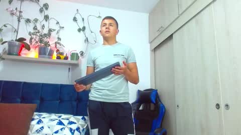 Nico online show from 03-07-26, 09:56