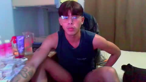 Snapshot of flirtfactorx chatting on 10-17-25, 02:04 flirtfactorx online show from 10-17-25, 02:04