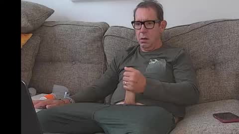 Flickrbrite online show from 12-17-25, 04:35