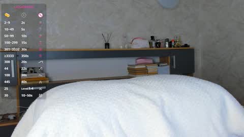 Snapshot of flirtykitty_ chatting on 03-05-26, 02:51 Emely online show from 03-05-26, 02:51