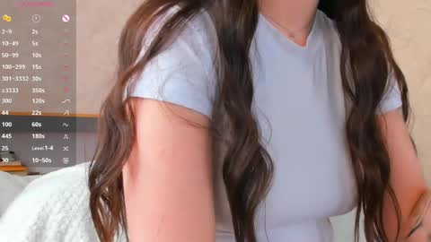 Snapshot of flirtykitty_ chatting on 03-23-26, 03:54 Emely online show from 03-23-26, 03:54