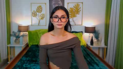 Snapshot of flirtymarga chatting on 09-23-25, 06:55 Marga online show from 09-23-25, 06:55