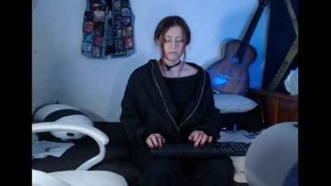 flor3citarockera online show from 05-02-26, 06:13