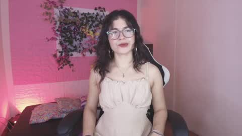 Snapshot of flora_blue chatting on 09-16-25, 11:33 flora_blue online show from 09-16-25, 11:33