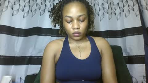 Snapshot of flora_fantasy chatting on 07-05-26, 11:56 fantasy online show from 07-05-26, 11:56