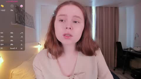 Hayley  I WILL COME BACK ON MAY 27TH 6pm UTC online show from 06-19-26, 06:18