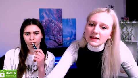 Snapshot of flora_ri chatting on 01-16-25, 01:36 just ask me online show from 01-16-25, 01:36