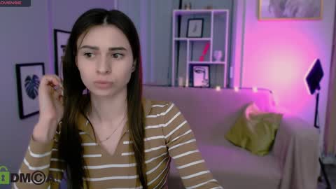 Snapshot of flora_ri chatting on 01-24-25, 11:26 just ask me online show from 01-24-25, 11:26