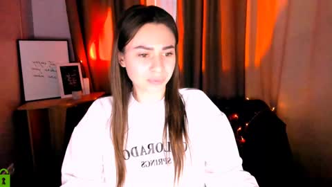 Snapshot of flora_ri chatting on 01-25-25, 10:19 just ask me online show from 01-25-25, 10:19
