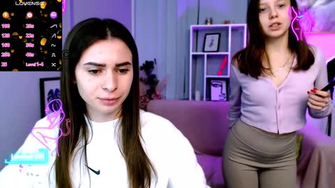 Snapshot of flora_ri chatting on 02-04-25, 10:43 just ask me online show from 02-04-25, 10:43