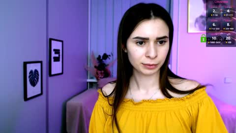 Snapshot of flora_ri chatting on 02-05-25, 01:22 just ask me online show from 02-05-25, 01:22