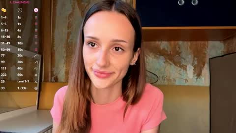 Snapshot of florabigger chatting on 06-06-26, 03:17 Maria online show from 06-06-26, 03:17